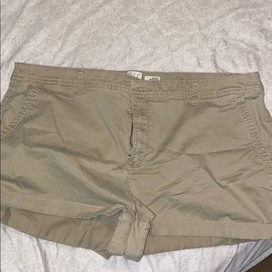 Khaki shorts